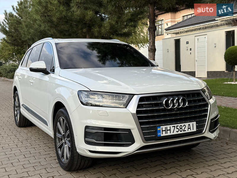 Позашляховик / Кросовер Audi Q7 2018 в Одесі