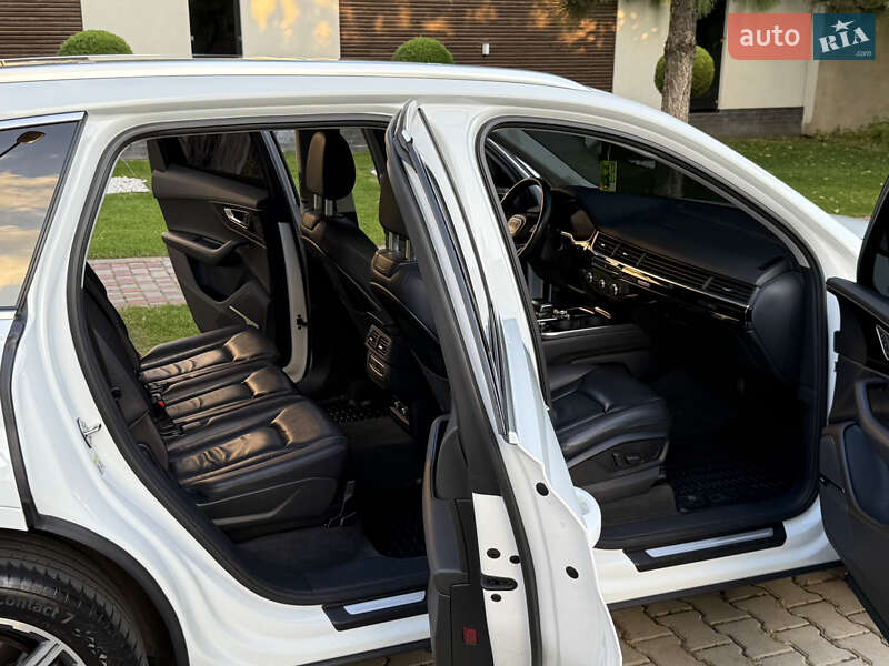 Позашляховик / Кросовер Audi Q7 2018 в Одесі