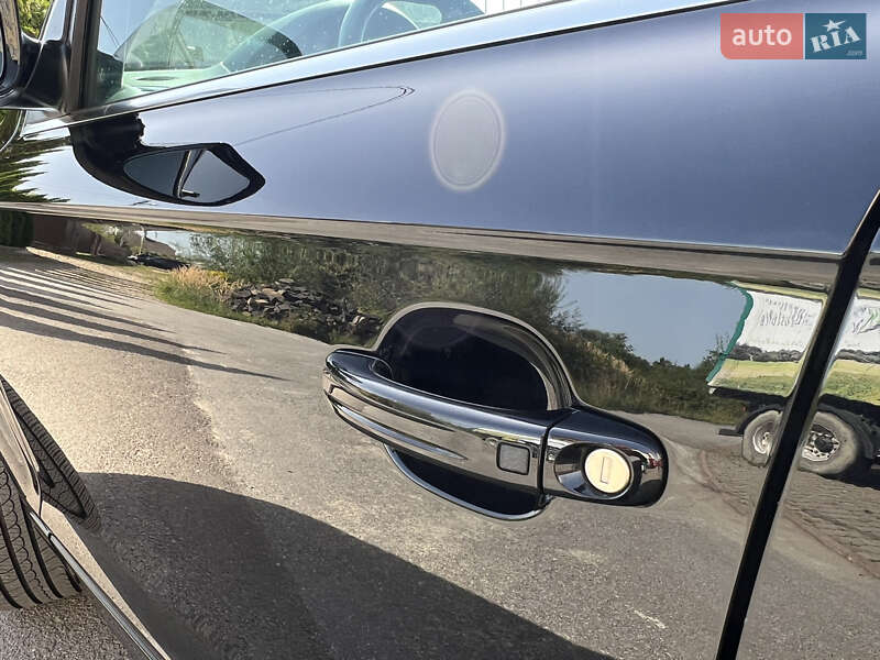 Позашляховик / Кросовер Audi Q7 2014 в Самборі