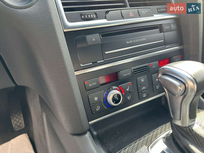 Позашляховик / Кросовер Audi Q7 2014 в Самборі