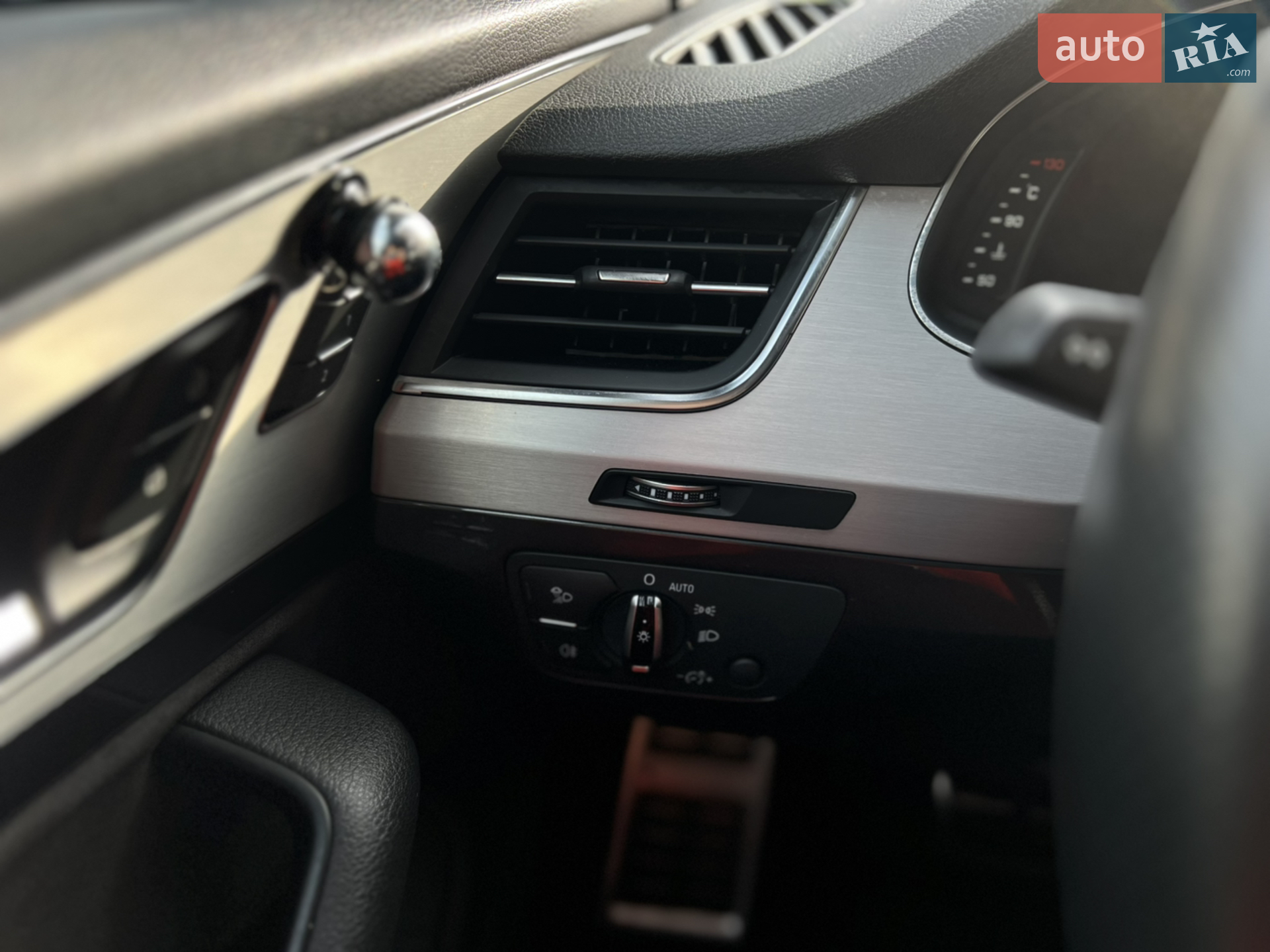 2017 Audi Q7 - мініатюра 11