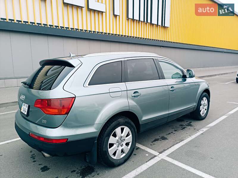 Внедорожник / Кроссовер Audi Q7 2007 в Киеве