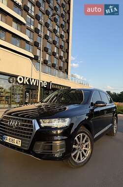 Внедорожник / Кроссовер Audi Q7 2019 в Киеве