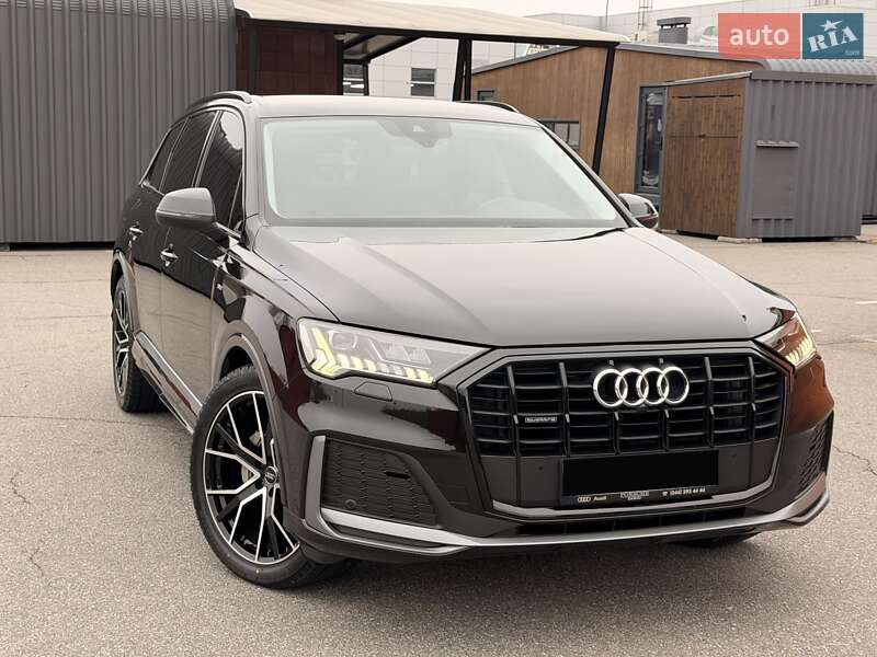 Позашляховик / Кросовер Audi Q7 2022 в Києві фото 26 Позашляховик / Кросовер Audi Q7 2022 в Києві