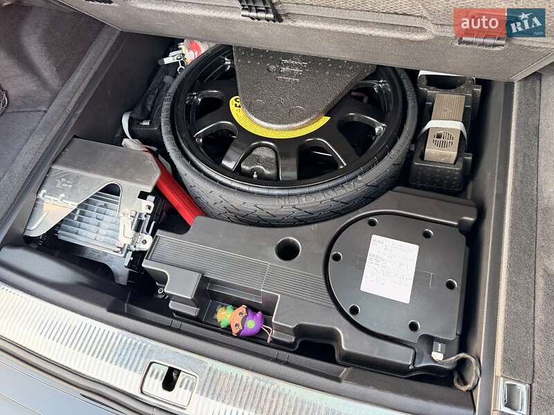 Позашляховик / Кросовер Audi Q7 2022 в Києві фото 53 Позашляховик / Кросовер Audi Q7 2022 в Києві