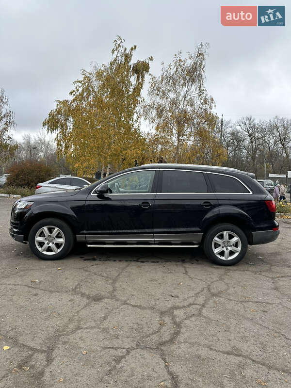 Позашляховик / Кросовер Audi Q7 2011 в Полтаві