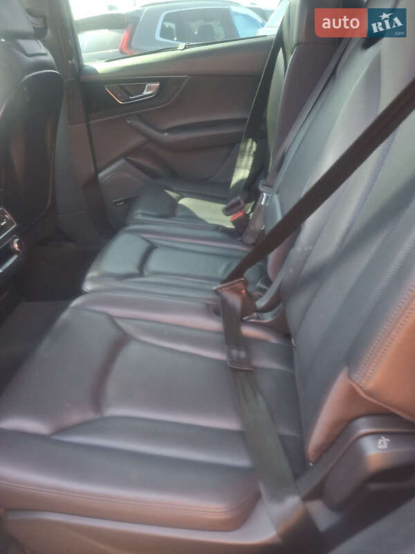 Позашляховик / Кросовер Audi Q7 2016 в Львові фото 9 Позашляховик / Кросовер Audi Q7 2016 в Львові