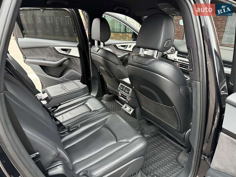 Внедорожник / Кроссовер Audi Q7 2016 в Киеве фото 122 Внедорожник / Кроссовер Audi Q7 2016 в Киеве