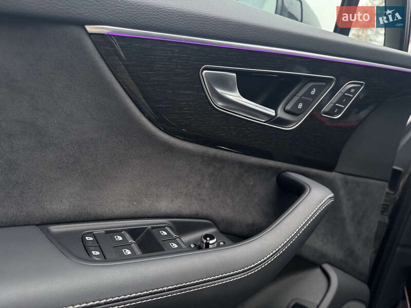 Внедорожник / Кроссовер Audi Q7 2024 в Харькове