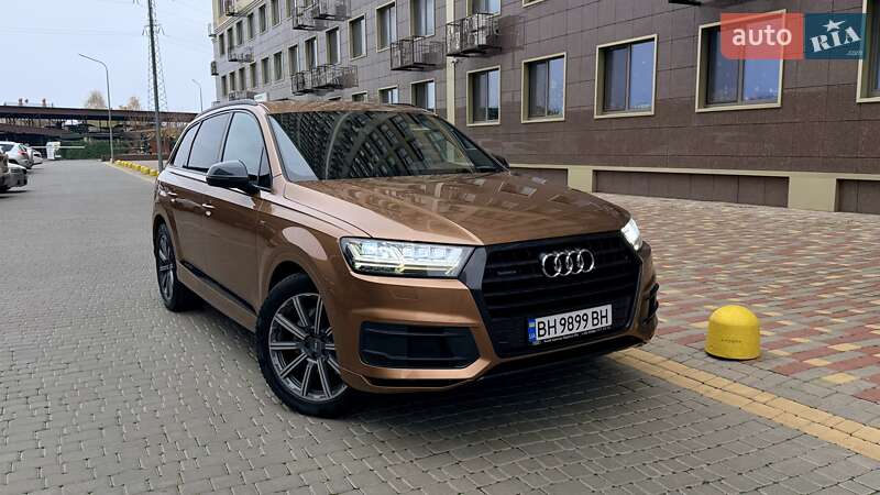 Внедорожник / Кроссовер Audi Q7 2017 в Одессе