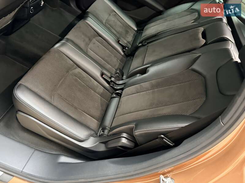 Внедорожник / Кроссовер Audi Q7 2017 в Одессе