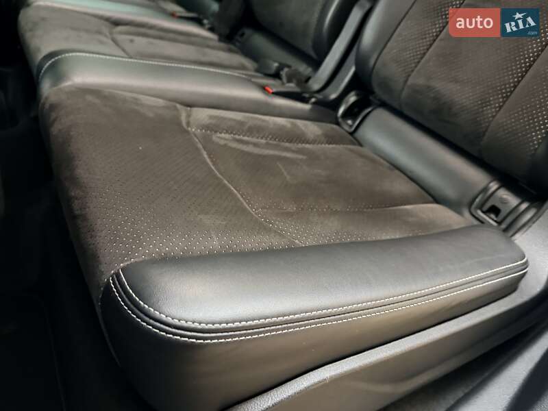 Внедорожник / Кроссовер Audi Q7 2017 в Одессе