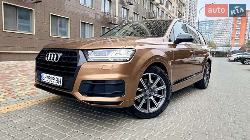 Внедорожник / Кроссовер Audi Q7 2017 в Одессе