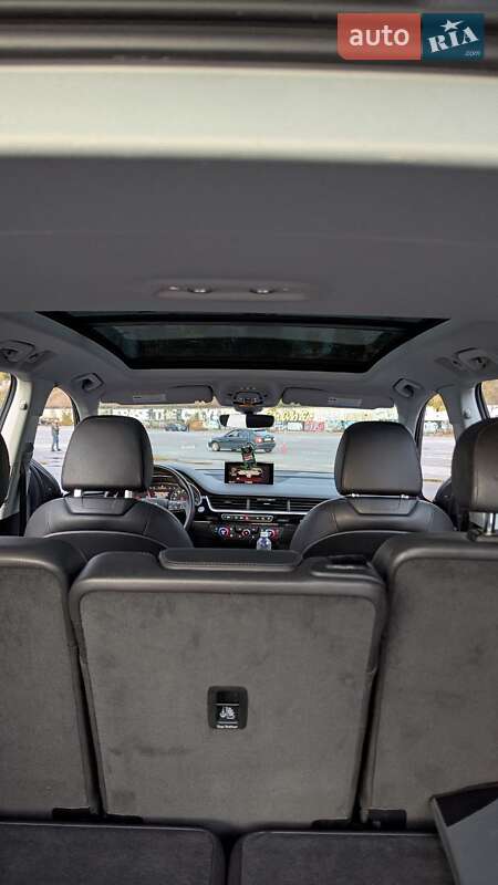 Позашляховик / Кросовер Audi Q7 2018 в Києві
