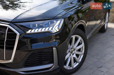 Внедорожник / Кроссовер Audi Q7 2022 в Львове