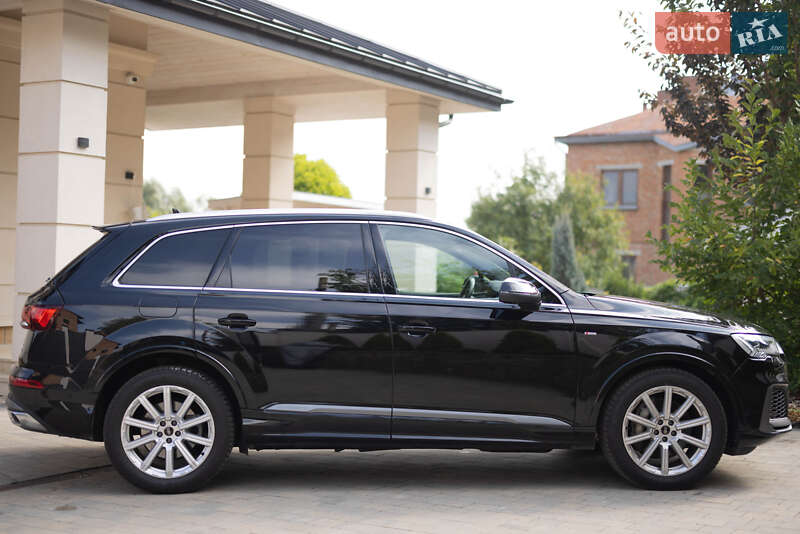 Внедорожник / Кроссовер Audi Q7 2022 в Львове фото 3 Внедорожник / Кроссовер Audi Q7 2022 в Львове