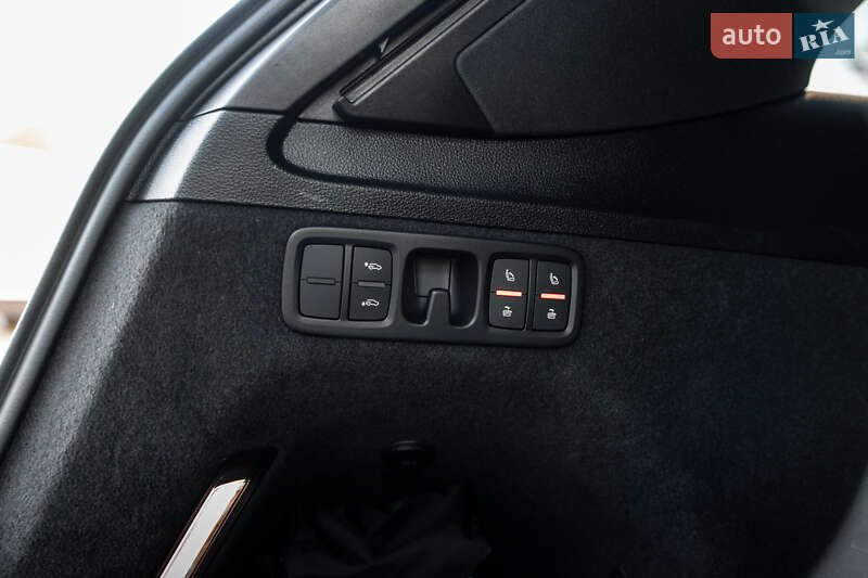 Позашляховик / Кросовер Audi Q7 2017 в Львові фото 40 Позашляховик / Кросовер Audi Q7 2017 в Львові