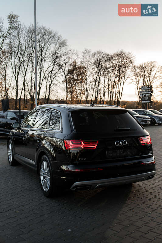 Позашляховик / Кросовер Audi Q7 2017 в Львові фото 12 Позашляховик / Кросовер Audi Q7 2017 в Львові