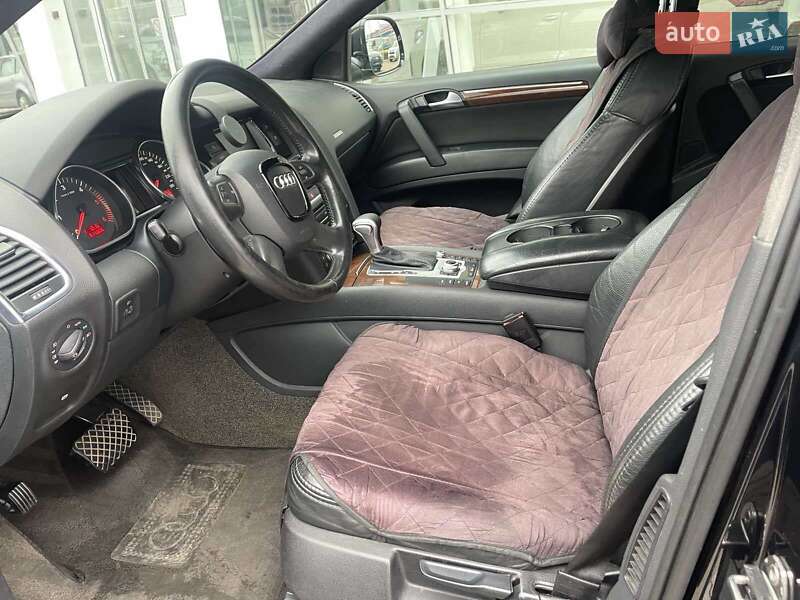 Позашляховик / Кросовер Audi Q7 2006 в Чернівцях фото 18 Позашляховик / Кросовер Audi Q7 2006 в Чернівцях
