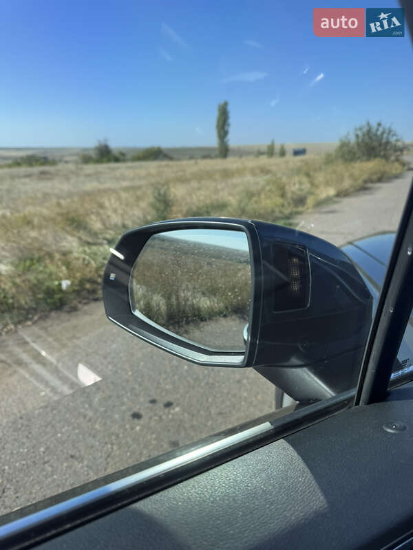 Позашляховик / Кросовер Audi Q7 2016 в Львові