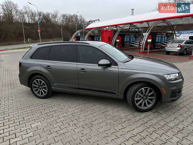 Внедорожник / Кроссовер Audi Q7 2017 в Тернополе