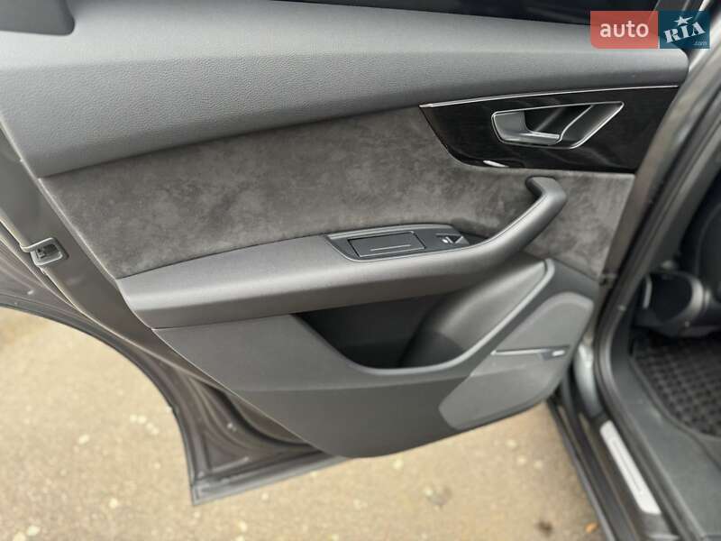 Внедорожник / Кроссовер Audi Q7 2020 в Звягеле фото 21 Внедорожник / Кроссовер Audi Q7 2020 в Звягеле