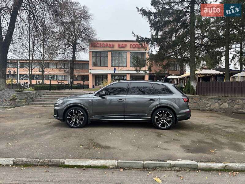 Внедорожник / Кроссовер Audi Q7 2020 в Звягеле фото 41 Внедорожник / Кроссовер Audi Q7 2020 в Звягеле