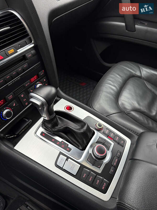 Позашляховик / Кросовер Audi Q7 2008 в Вінниці