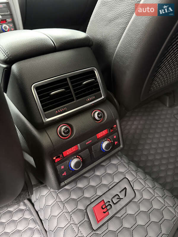 Позашляховик / Кросовер Audi Q7 2008 в Вінниці