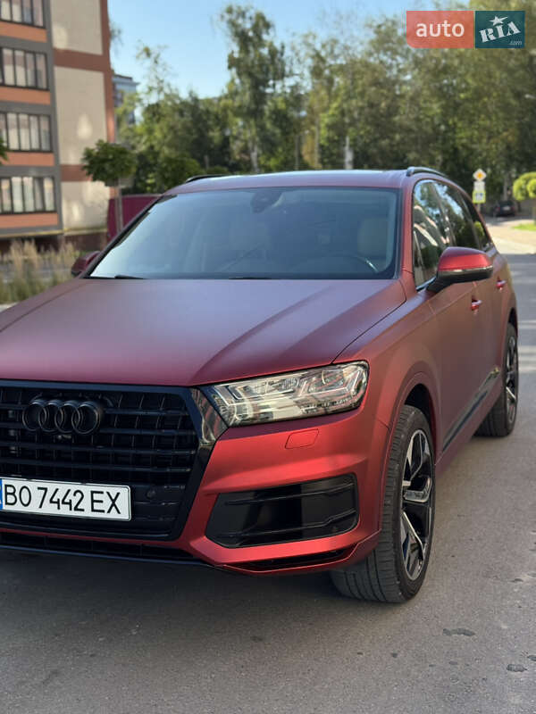 Позашляховик / Кросовер Audi Q7 2018 в Києві фото 7 Позашляховик / Кросовер Audi Q7 2018 в Києві