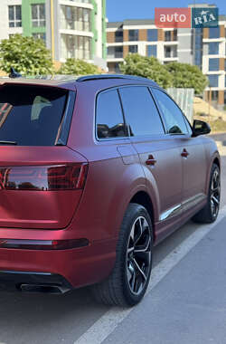 Внедорожник / Кроссовер Audi Q7 2018 в Киеве