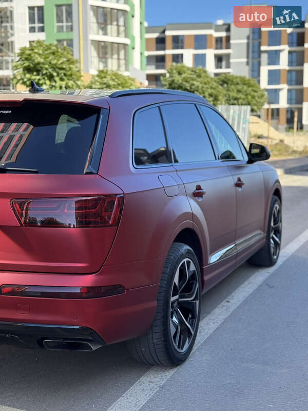 Позашляховик / Кросовер Audi Q7 2018 в Києві фото 17 Позашляховик / Кросовер Audi Q7 2018 в Києві