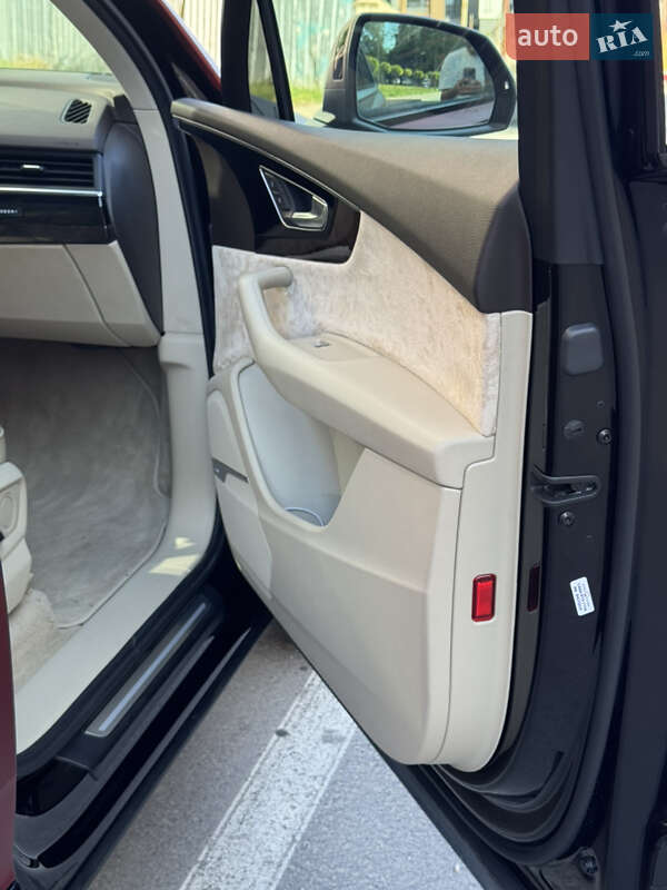 Позашляховик / Кросовер Audi Q7 2018 в Києві фото 36 Позашляховик / Кросовер Audi Q7 2018 в Києві