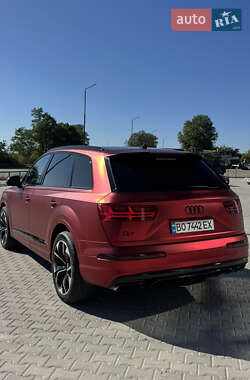 Внедорожник / Кроссовер Audi Q7 2018 в Киеве