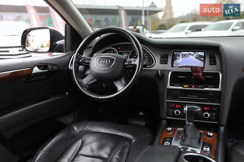 Позашляховик / Кросовер Audi Q7 2015 в Харкові