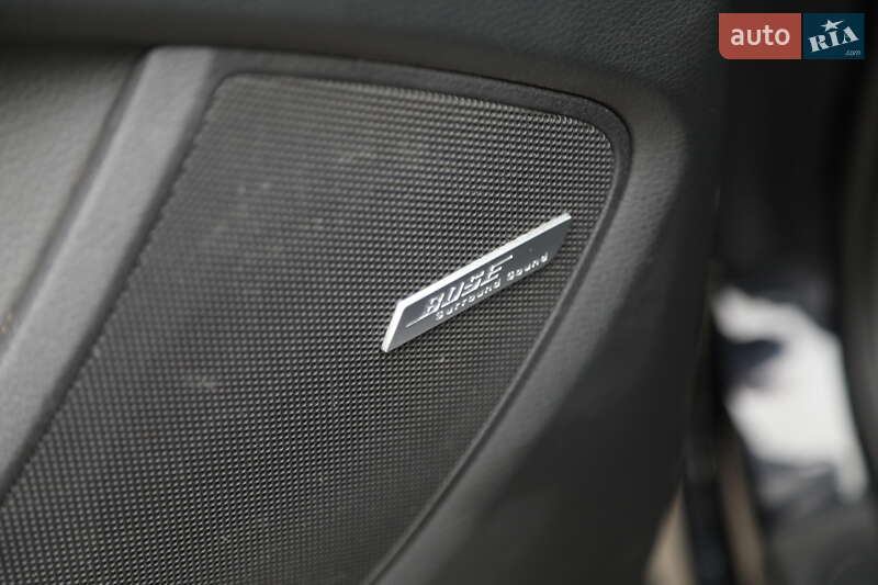 Позашляховик / Кросовер Audi Q7 2015 в Харкові