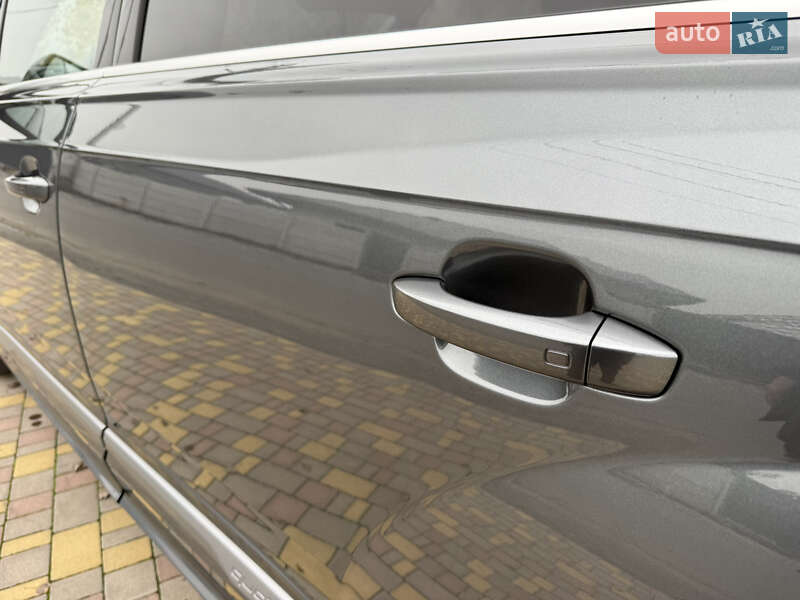 Внедорожник / Кроссовер Audi Q7 2023 в Днепре