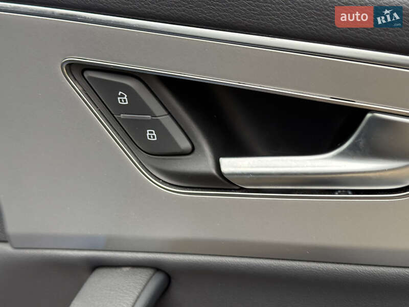 Внедорожник / Кроссовер Audi Q7 2023 в Днепре