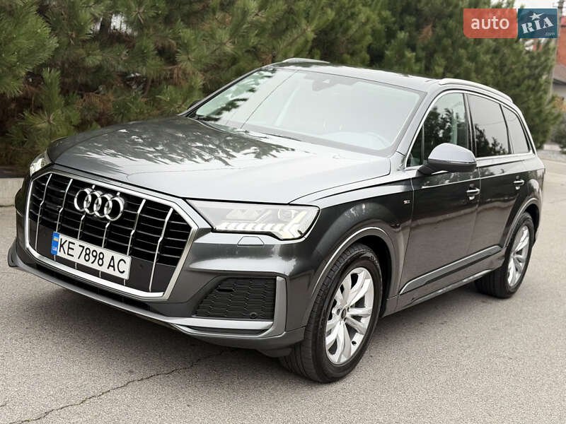 Внедорожник / Кроссовер Audi Q7 2023 в Днепре