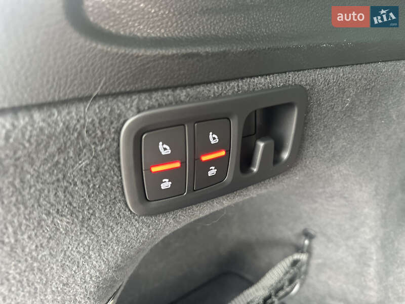 Внедорожник / Кроссовер Audi Q7 2017 в Киеве