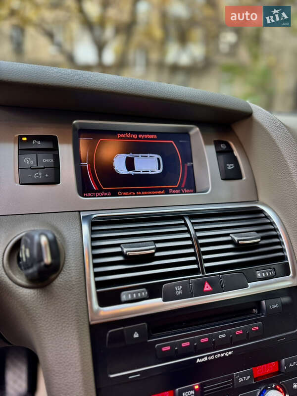Позашляховик / Кросовер Audi Q7 2007 в Дніпрі