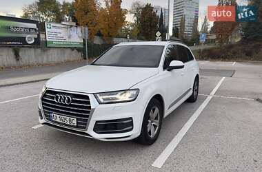Внедорожник / Кроссовер Audi Q7 2017 в Ужгороде
