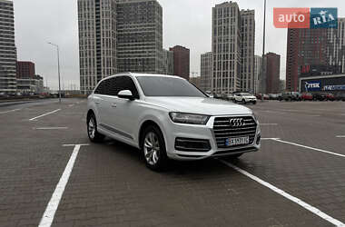 Позашляховик / Кросовер Audi Q7 2016 в Києві