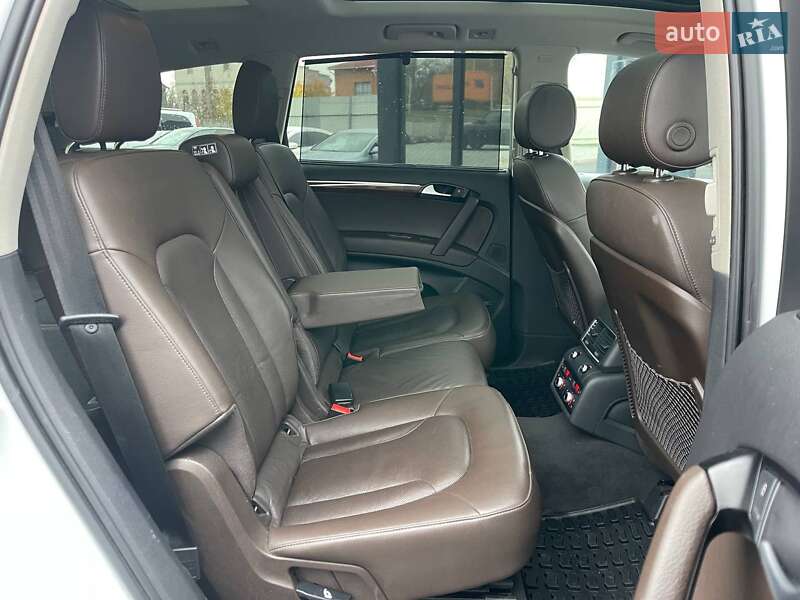 Позашляховик / Кросовер Audi Q7 2015 в Києві фото 11 Позашляховик / Кросовер Audi Q7 2015 в Києві