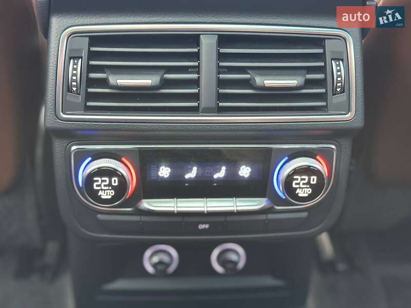 Позашляховик / Кросовер Audi Q7 2018 в Луцьку