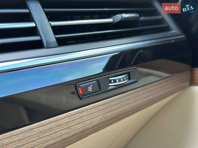 Позашляховик / Кросовер Audi Q7 2016 в Луцьку фото 16 Позашляховик / Кросовер Audi Q7 2016 в Луцьку