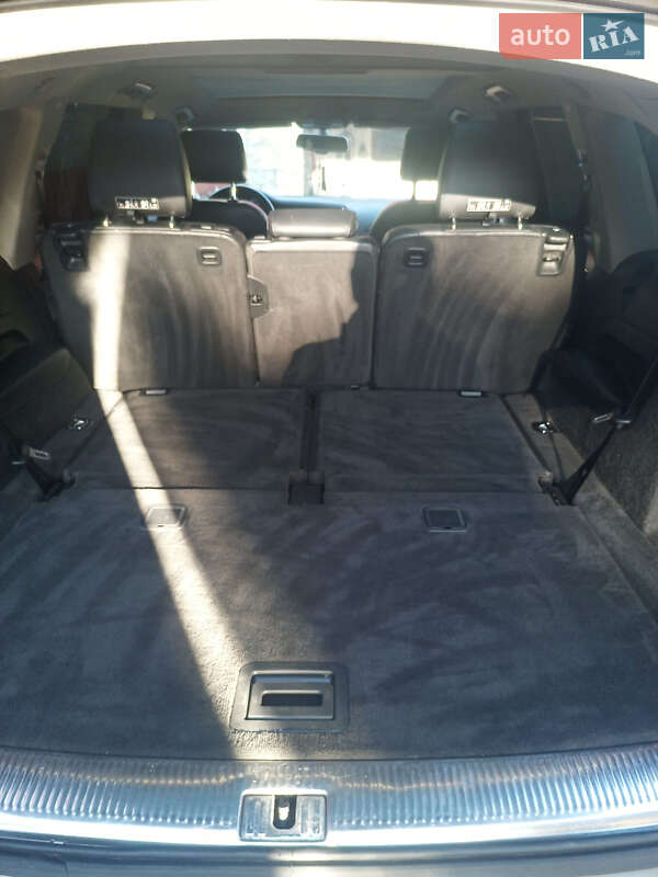 Внедорожник / Кроссовер Audi Q7 2011 в Нововолынске