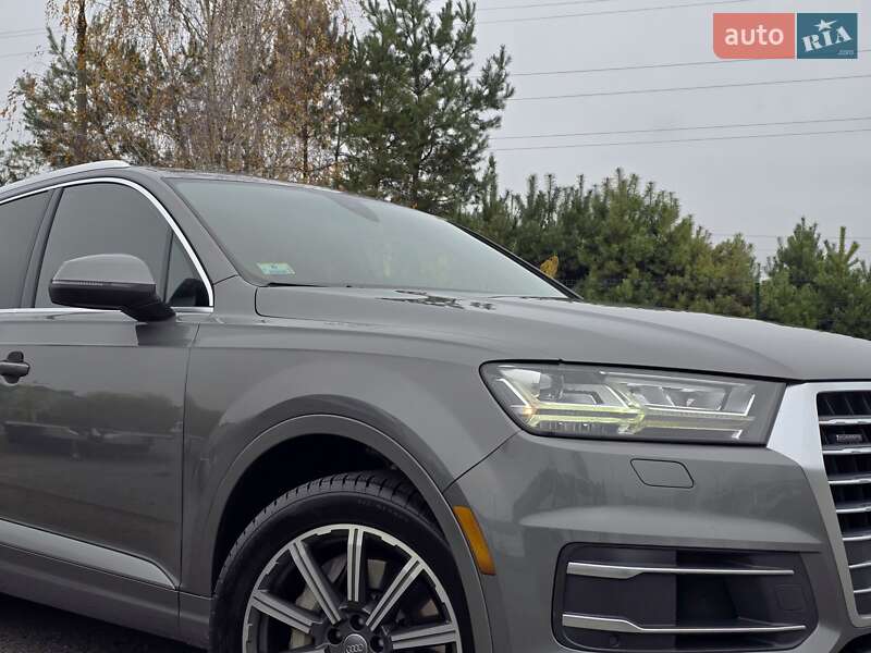 Позашляховик / Кросовер Audi Q7 2016 в Хмельницькому
