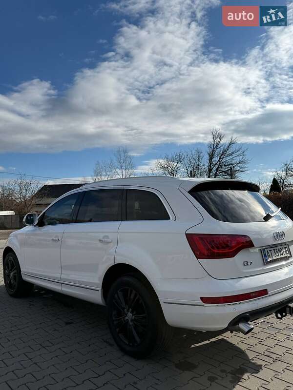 Внедорожник / Кроссовер Audi Q7 2010 в Косове