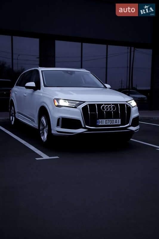 Позашляховик / Кросовер Audi Q7 2019 в Полтаві фото 2 Позашляховик / Кросовер Audi Q7 2019 в Полтаві